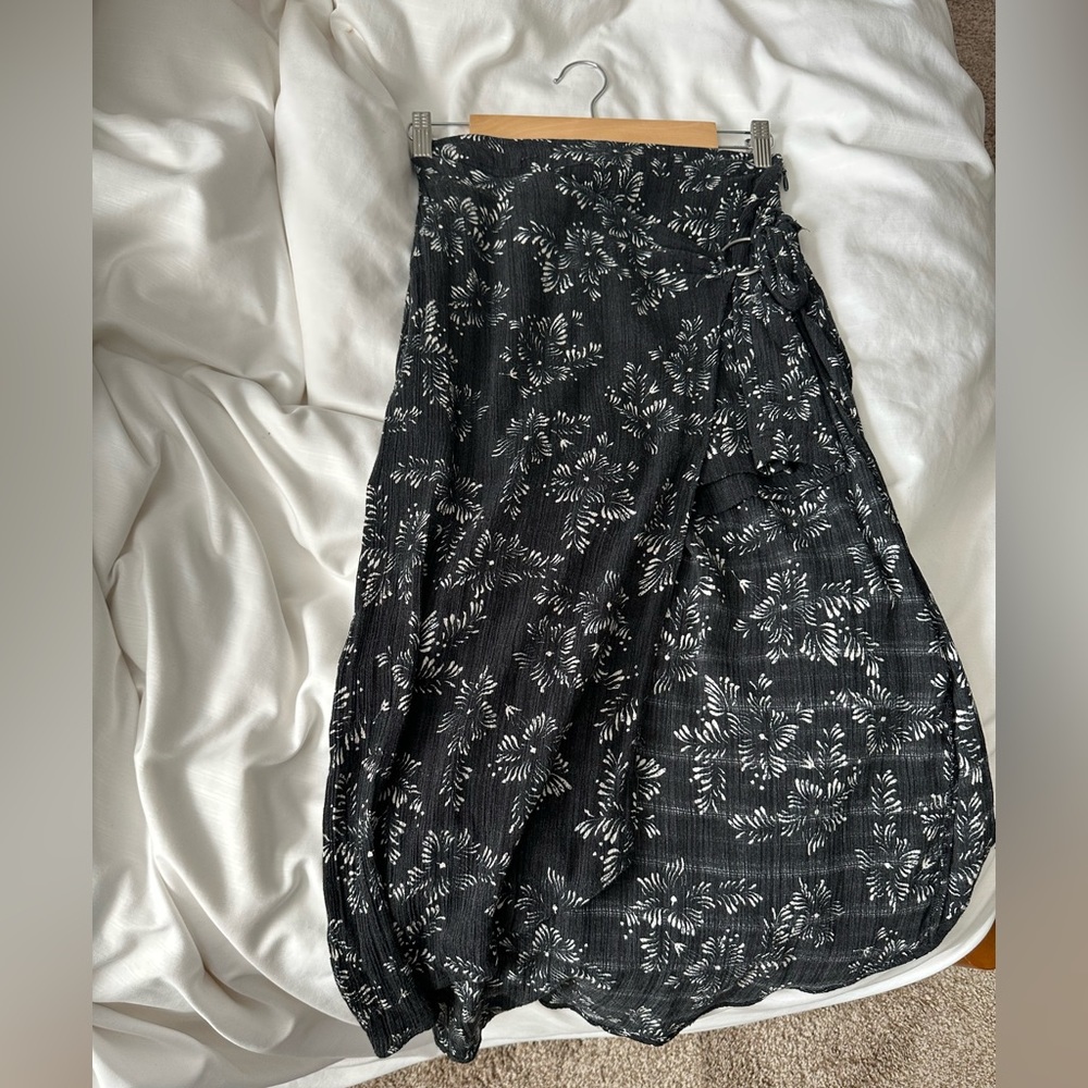 Free People Hi-Lo Wrap Sarong Black Floral Women's Skirt Size 0
